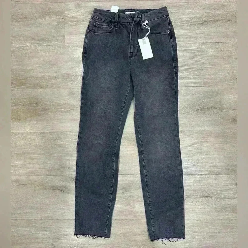 NWT Good American Jeans Size 0/25 Classic Raw Hem Slim Jeans Gray Cotton